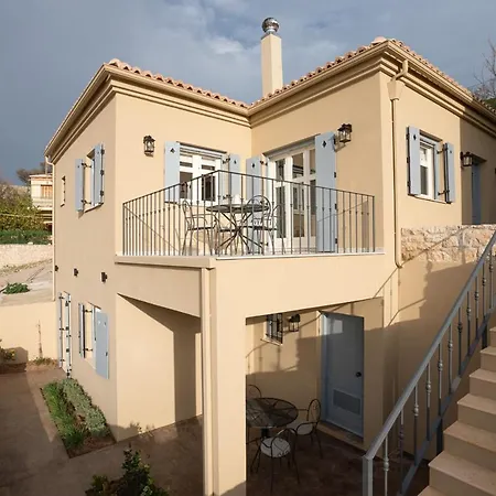 Feriehus Old Town Collection! Kyparissia