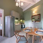 Old Town Collection! Holiday home Kyparissia