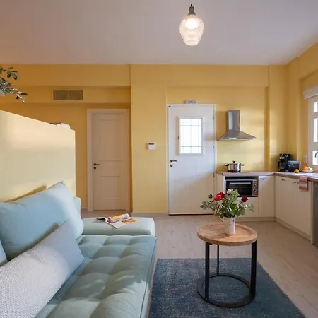 Old Town Collection! * Kyparissia