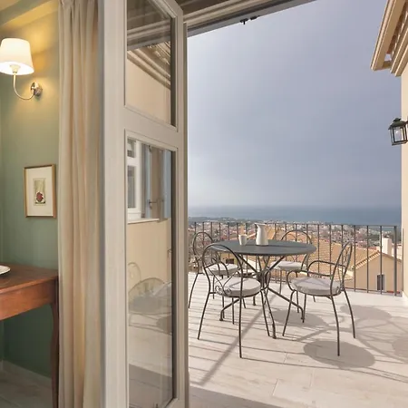 Old Town Collection! Casa vacanze Kyparissia