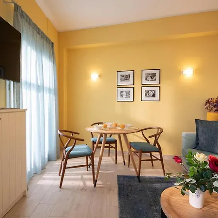 Old Town Collection! Ferienhaus Kyparissia