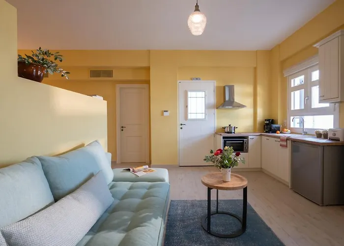 Old Town Collection! * Kyparissia