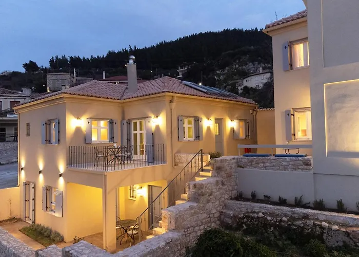 Feriehus Old Town Collection! Kyparissia