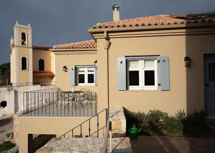 Old Town Collection! * Kyparissia