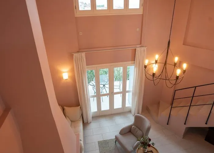 Old Town Collection! Feriehus Kyparissia